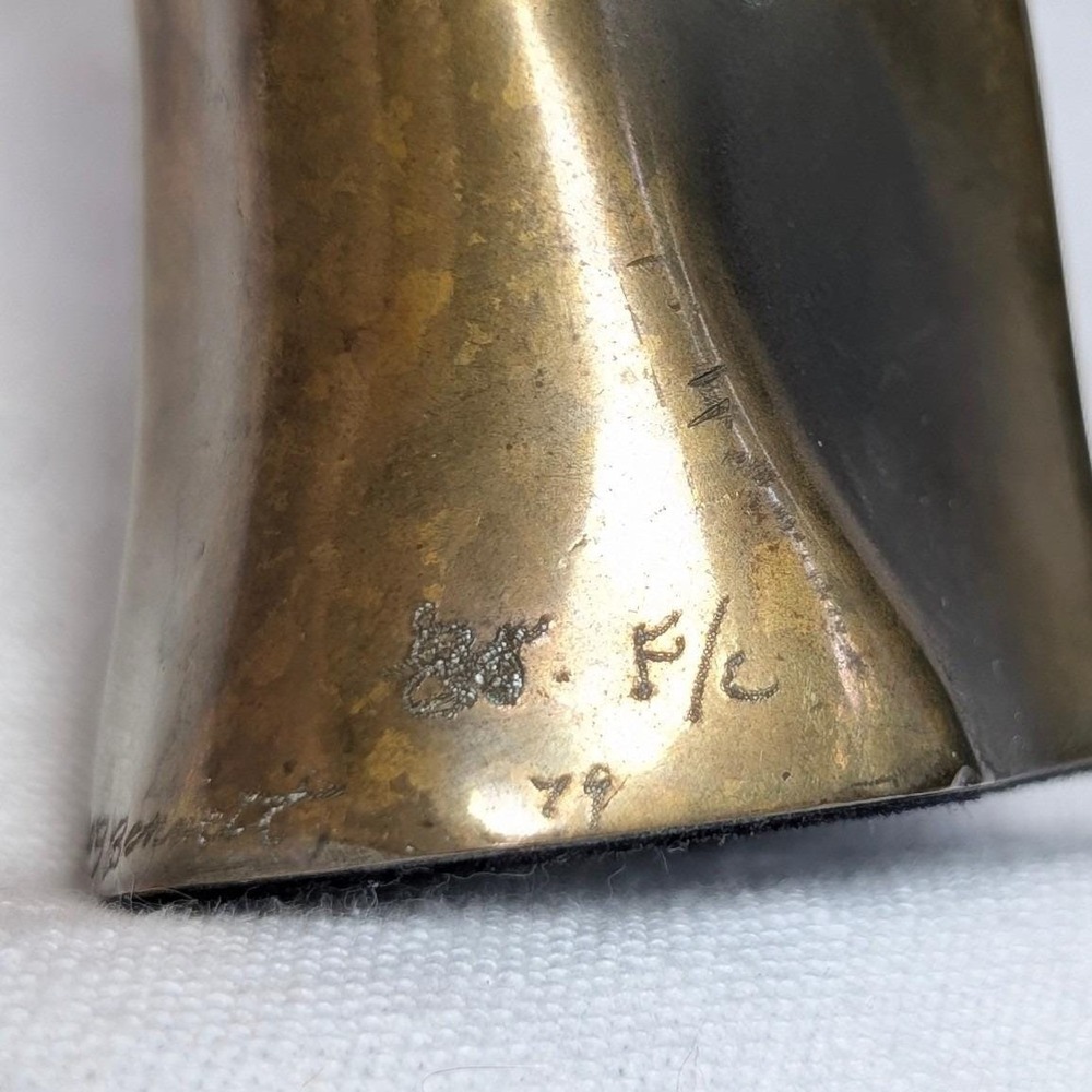Vintage 1979 Bob Bennett Signed Bronze Hand Sculpture Bud Vase Modernist Art - Picture 4 of 14